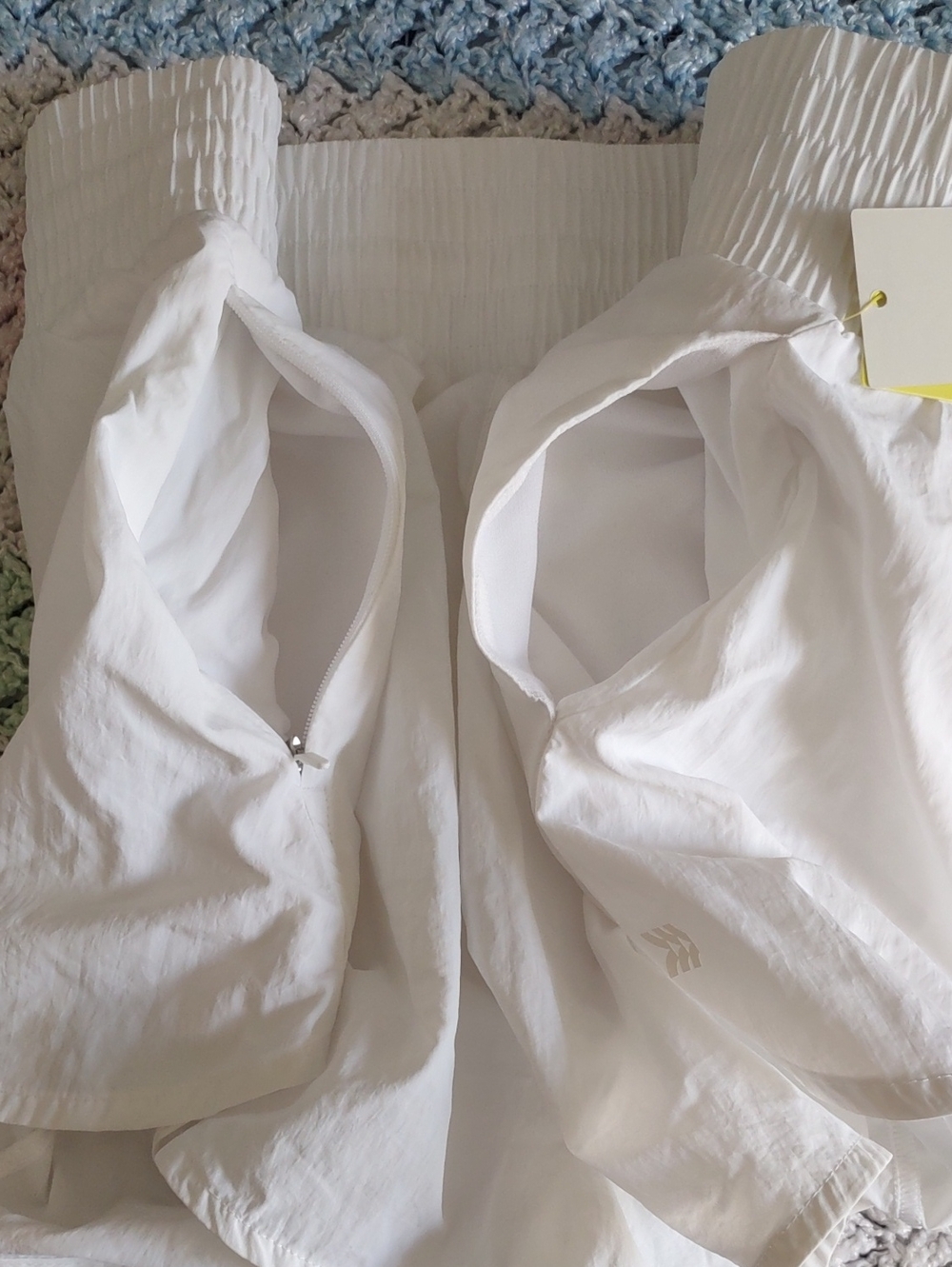 All In Motion Large White High Rise Crinkle Short - Picture 16 of 16